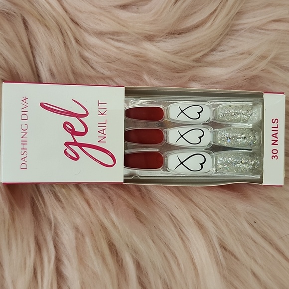 SALE!! Brand New DASHING DIVA False Nails-2CT - Picture 3 of 4